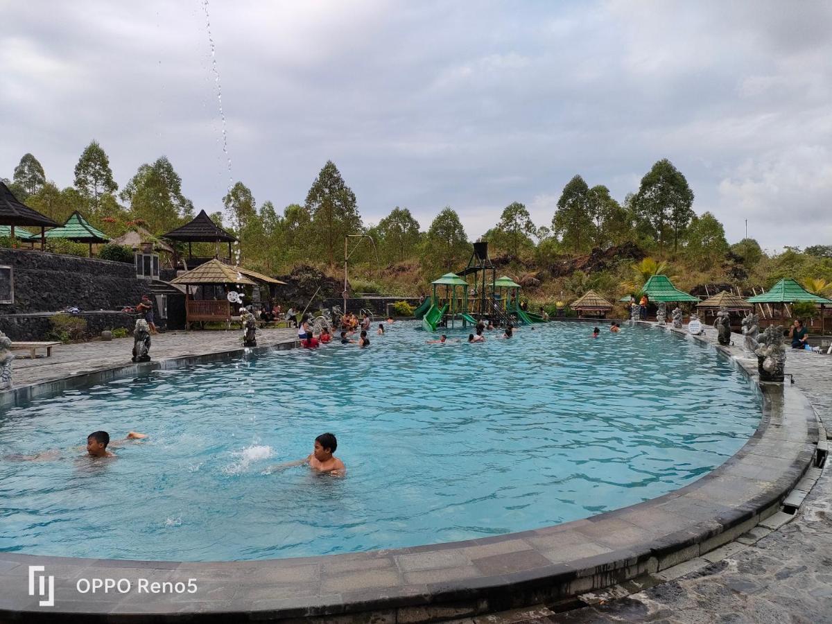 Batur Water Park Villa Bangli Екстериор снимка